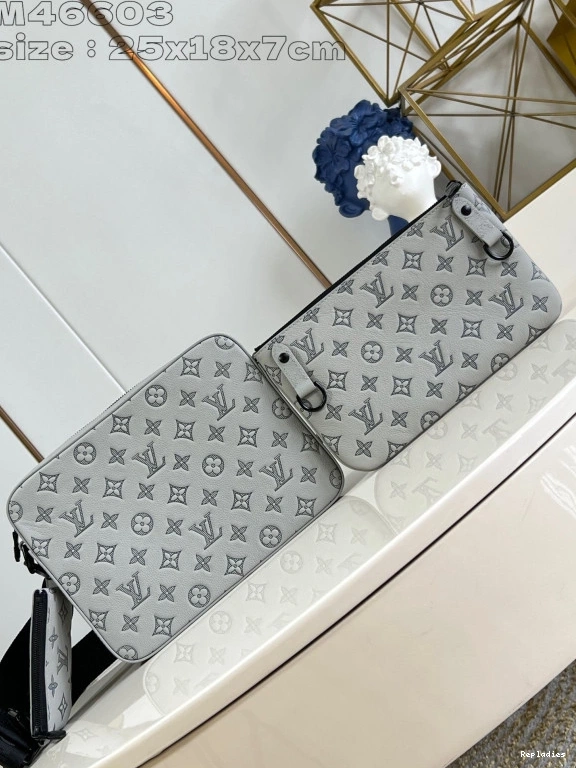 Cheap LOUIS MESSENGER VUITTON TRIO 0725